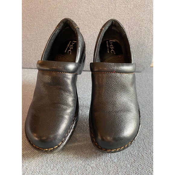 b.o.c. Woman’s clog size 7.5 black leather heeled clog, nurse shoe, comfort shoe - Picture 3 of 13